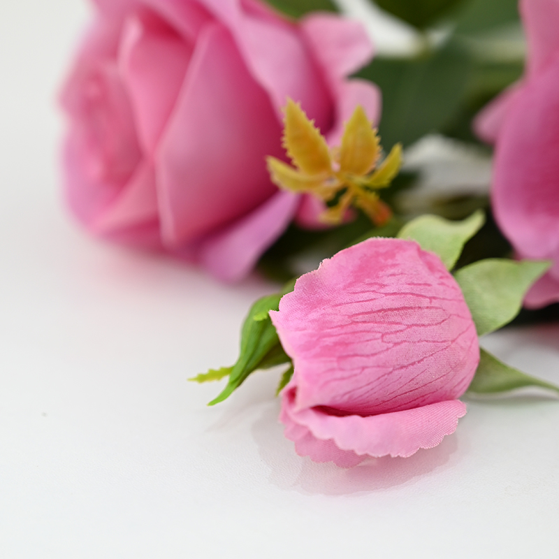 Real Touch Moisturizing Hibiscus Rose