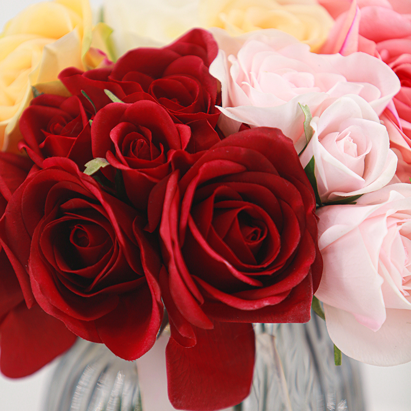 Real-Touch Moisturizing Ruffled Rose Bouquet